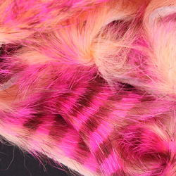 Hareline Tiras anchas de piel de conejo con pelo Magnum Tiger Barred